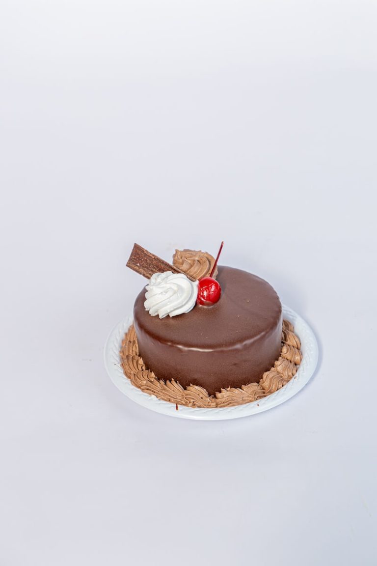 19 mini pastel chocolate 4 768x1152
